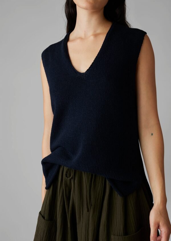 V-Neck Linen Cotton Knitted Tank | Dark Navy